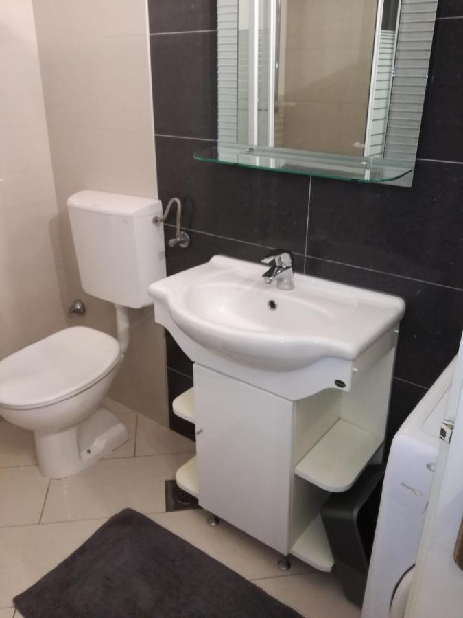 Apartment Domines เซนญ์ ภายนอก รูปภาพ